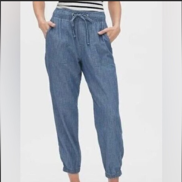 Gap Ribbed Utility Jogger - Picture 1 of 12